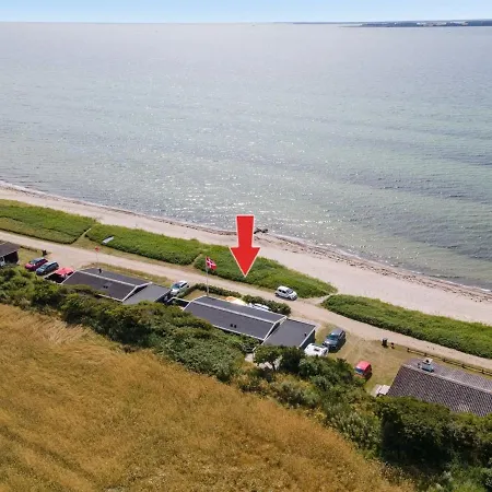 בית נופש Pellervo - 20m From The Sea In Funen By Interhome